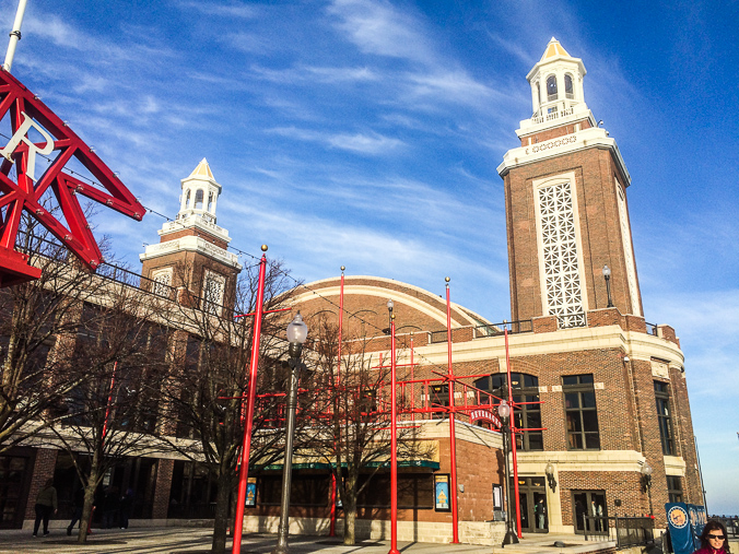 We made our way to the far end of Navy Pier salivating over the thought of cider.