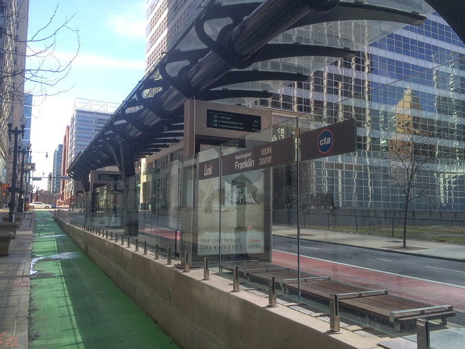 I had read about the gap between the wall and cover of the Loop Link stations, but I didn't realize it was quite this drastic. Especially with Chicago winters. Hmm.