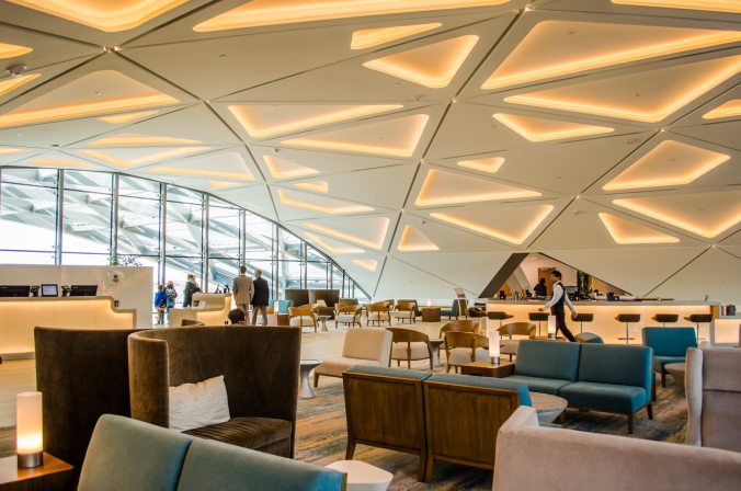 The lobby of the Westin reminded me of iconic jet age images, many lost with the destruction of the Pan Am Worldport. One bank of windows overlooks the A line, while the other looks across a pavilion outside the Jeppesen Terminal.